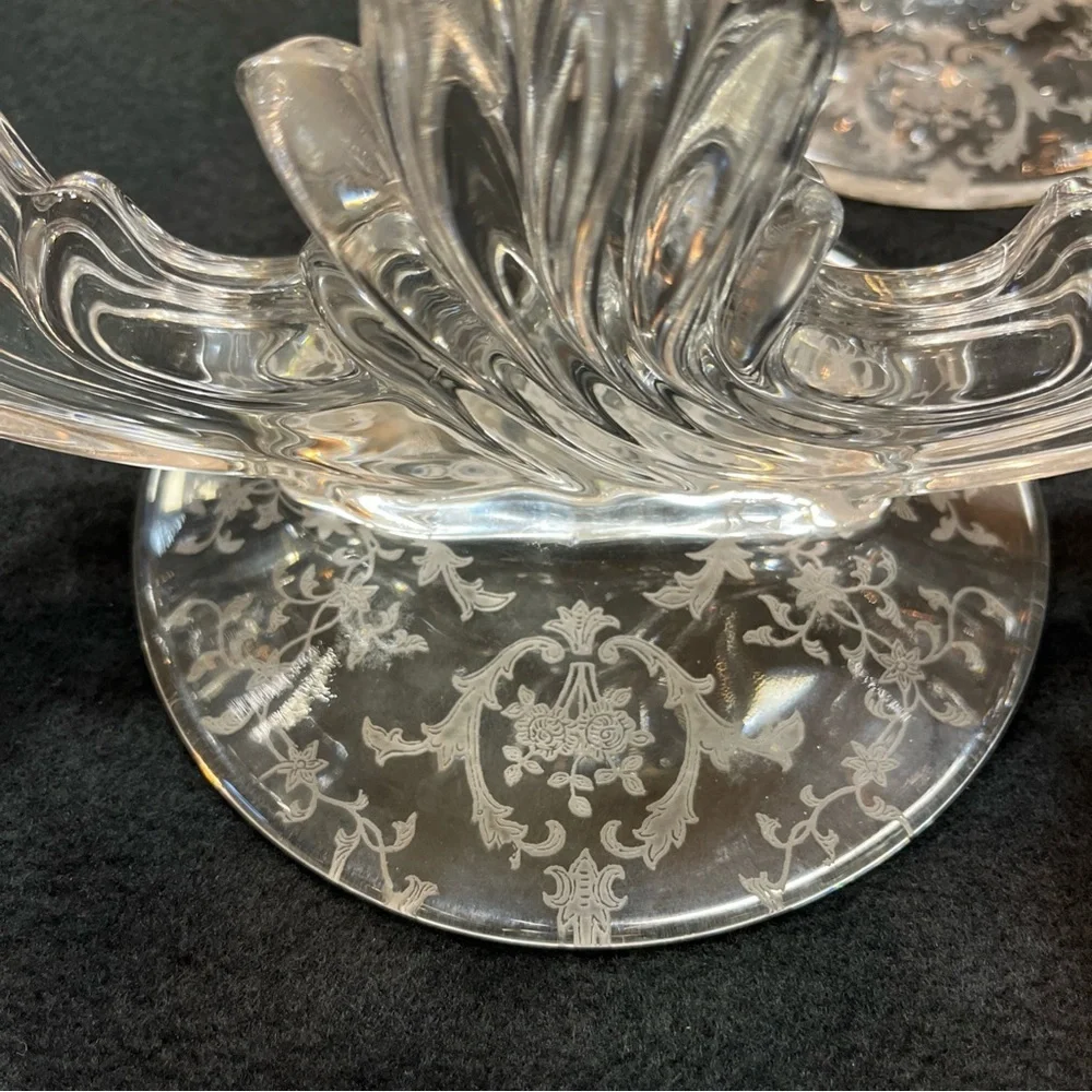 Fostoria double candle holder in Navarre pattern etched glass. Set of 2. - Picture 10 of 10